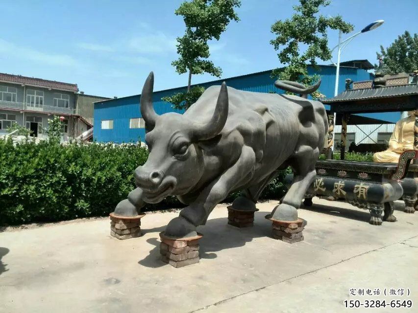 古銅色開荒牛銅雕塑 大型城市雕塑 商業(yè)街擺件 古銅色開荒牛銅雕塑 大型城市雕塑 商業(yè)街擺件