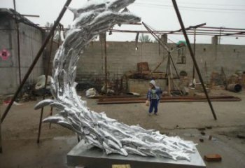 公園魚形雕塑，噴砂發(fā)光雕塑，鑄銅工藝
