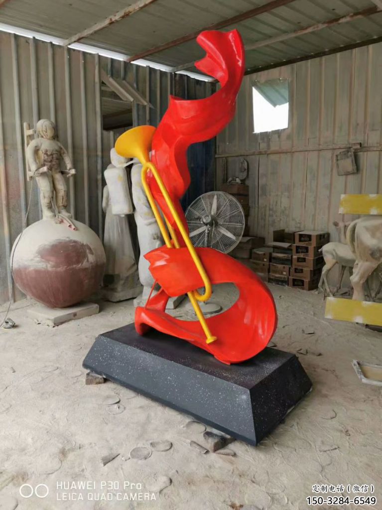 創(chuàng)意軍號(hào)雕塑 啞光景觀小品 公園雕塑 創(chuàng)意軍號(hào)雕塑 啞光景觀小品 公園雕塑