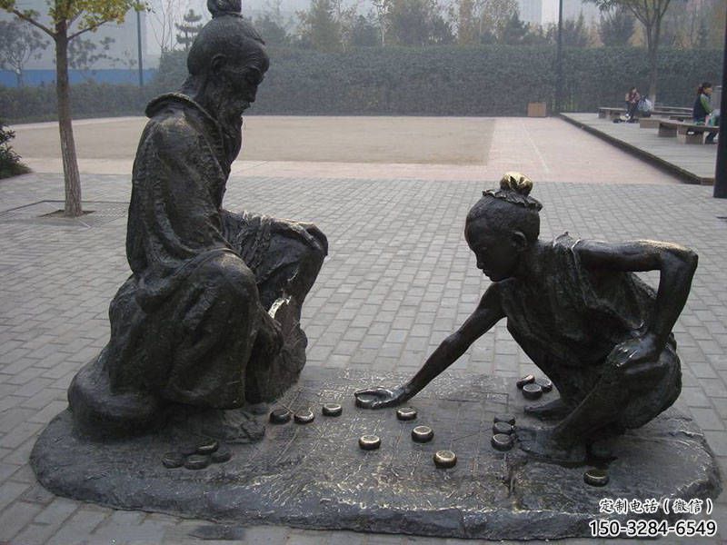 別墅區(qū)下象棋雕塑 仿真民俗雕塑 大型雕塑 別墅區(qū)下象棋雕塑 仿真民俗雕塑 大型雕塑