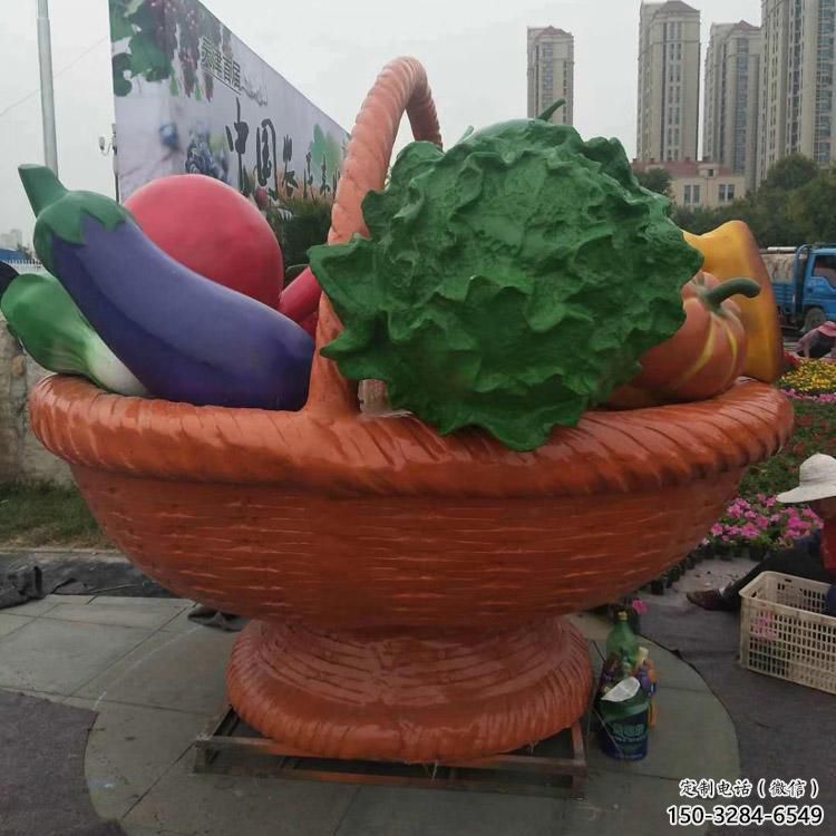 果籃擺件批發(fā),地標(biāo)擺件,鐵藝果籃雕塑生產(chǎn)商 果籃擺件批發(fā),地標(biāo)擺件,鐵藝果籃雕塑生產(chǎn)商