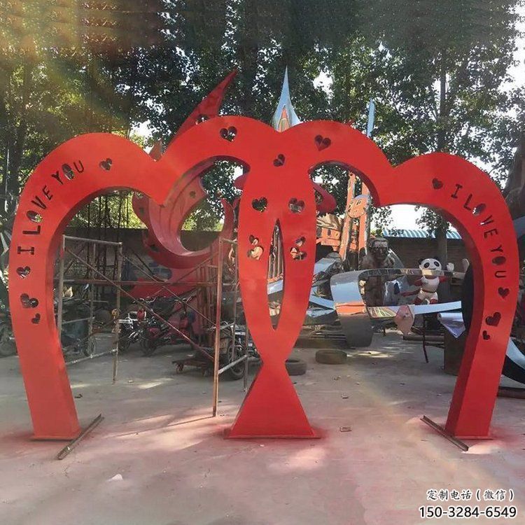 展示雕塑定制，小區雕塑，不銹鋼心心相印雕塑提供