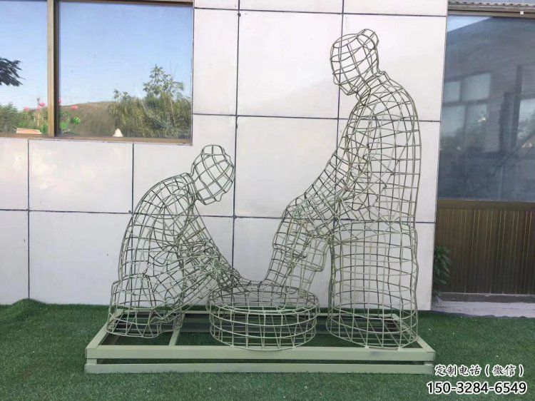 梧州鏤空洗腳雕塑制作，園林裝飾，鐵藝孝道人物雕塑