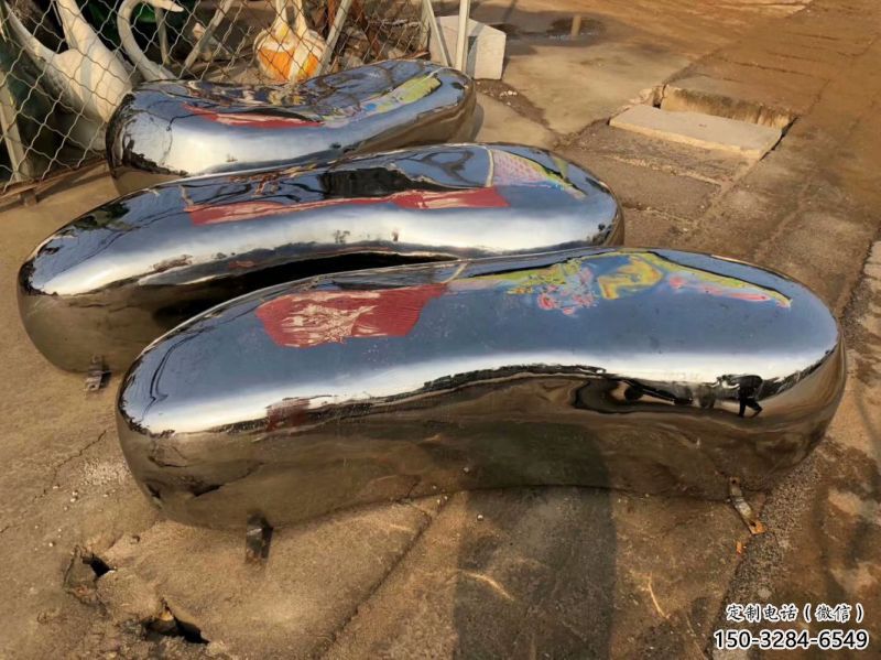 張家界坐凳雕塑,小區(qū)園林雕塑,不銹鋼鏡面效果 張家界坐凳雕塑,小區(qū)園林雕塑,不銹鋼鏡面效果