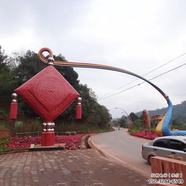 陽(yáng)泉街道中國(guó)結(jié)雕塑 陽(yáng)泉街道中國(guó)結(jié)雕塑