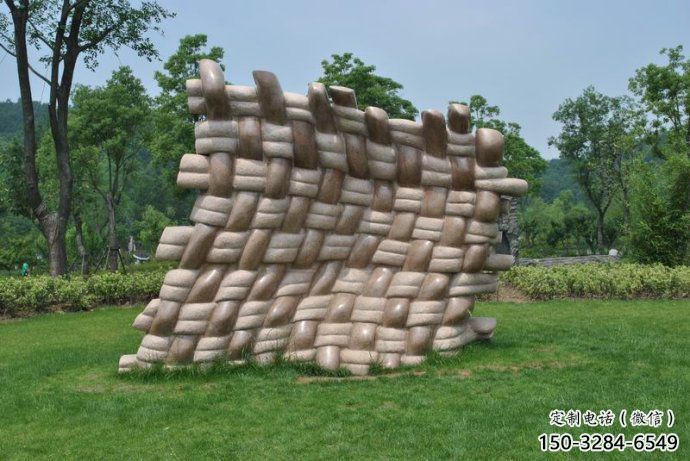 萬(wàn)柏林鏤空包包雕塑 萬(wàn)柏林鏤空包包雕塑