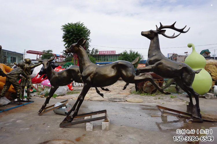 博爾塔拉戶外小鹿批發，動物雕塑，梅花鹿銅雕塑供求